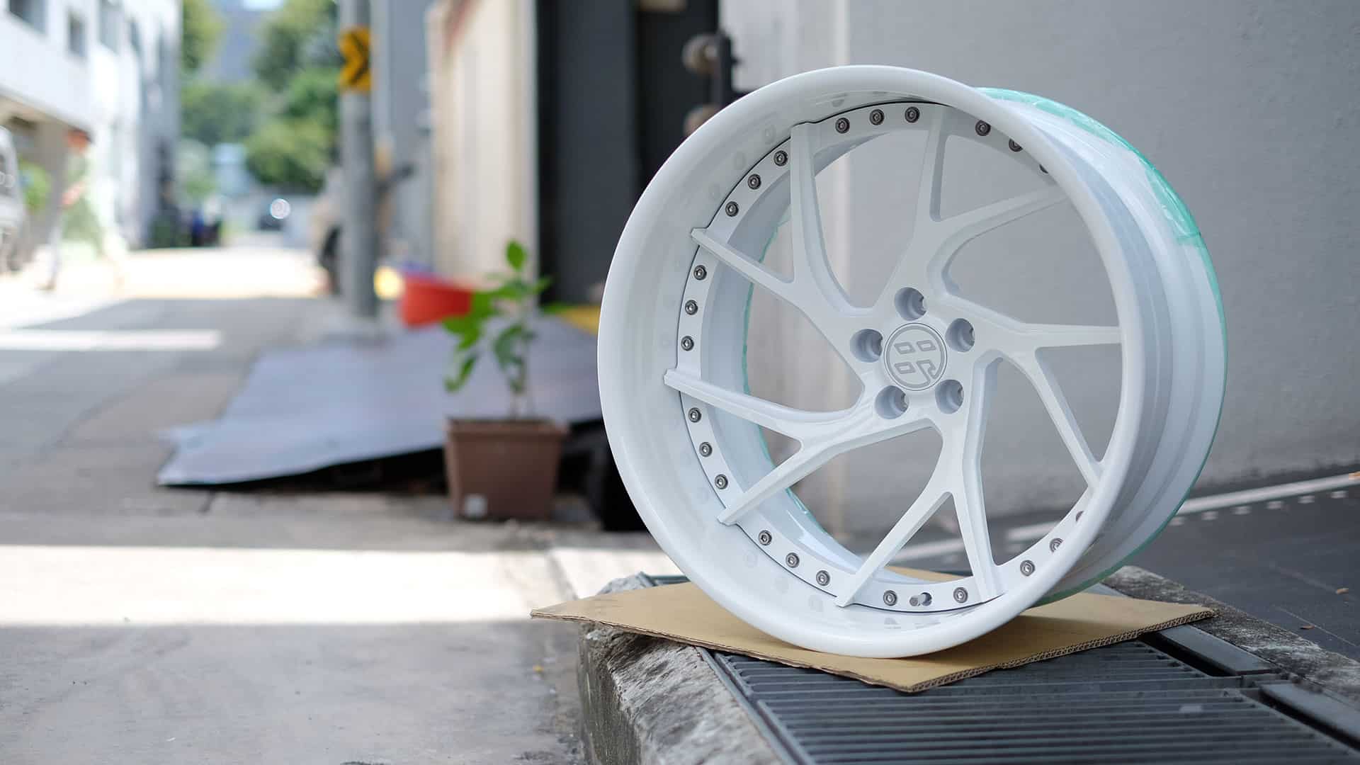 19 inch Custom Forged Wheel in deep dish 2-piece build finished in gloss white